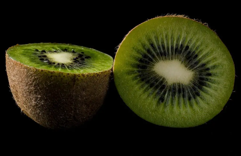 health-benefits-of-kiwi-berry