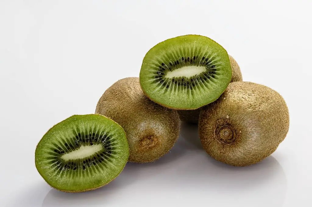 health-benefits-of-kiwi-berry