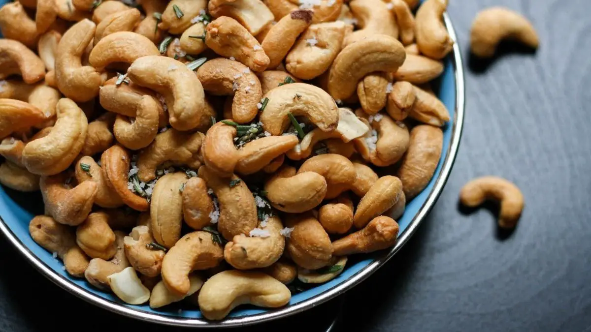 Benefits of cashew nuts | Psyspeaks