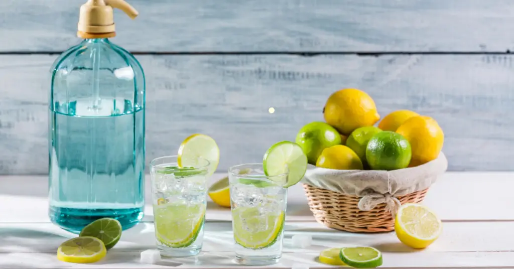 Benefits of Drinking Lime Water
